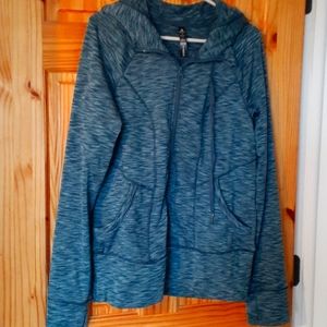 Lightweight athletic jacket